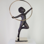 Bronzen hoepelaar hooper BEVERLOO