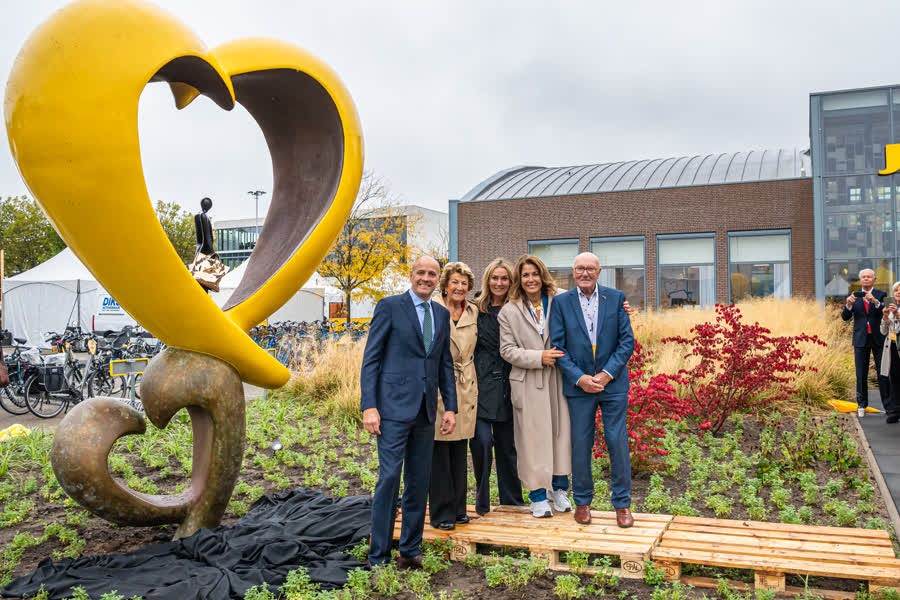 Bronzen Hart Jumbo 110 jaar